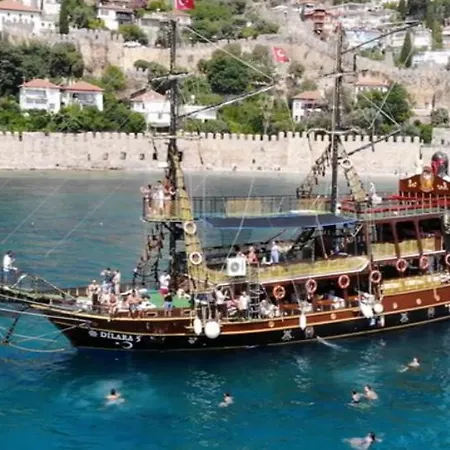 Boat Tour With Lunch In 4 Trip 캠프장 *
