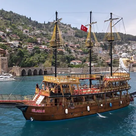 Boat Tour With Lunch In 4 Trip * 알란야